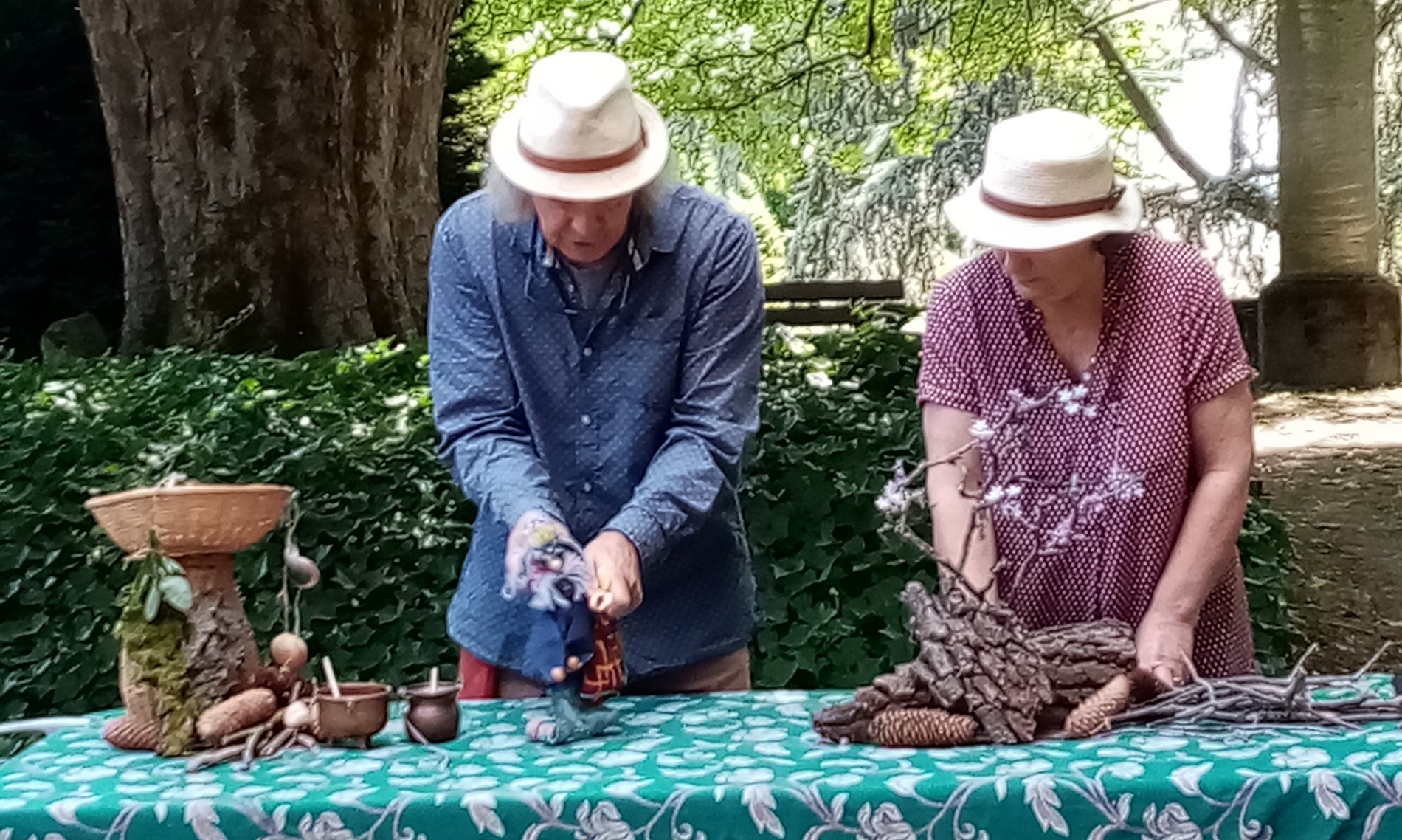 Atelier de construction de marionnettes